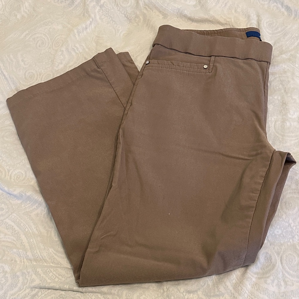 Apt. 9 Women's Boot Cut Pants in Taupe Brown